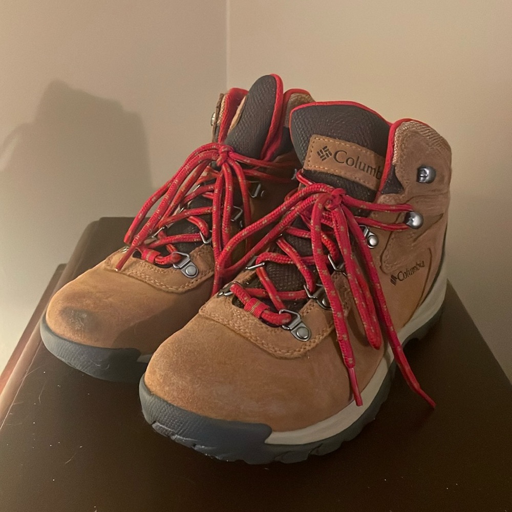 Barely worn hiking boots!